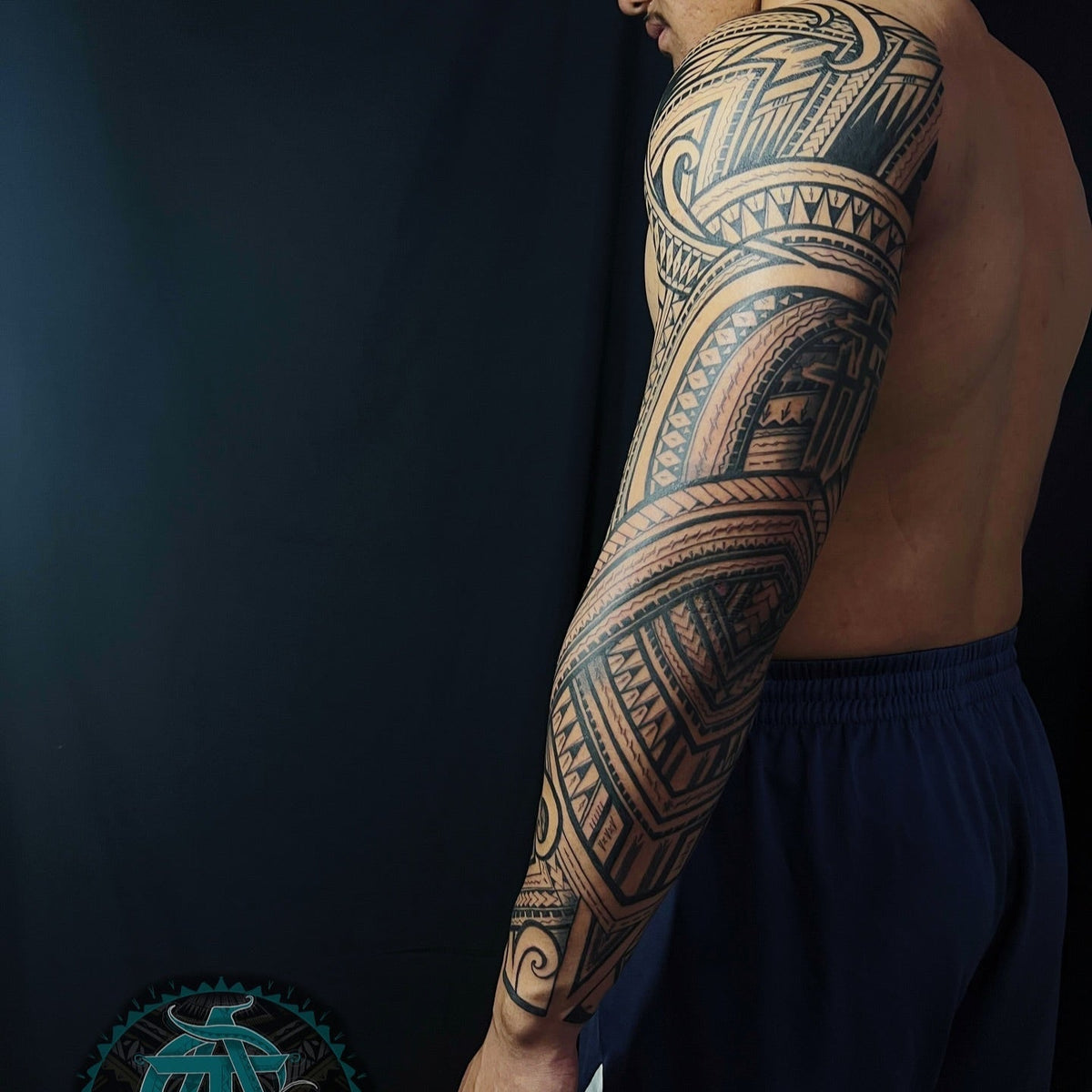 AhChong Ink Polynesian full sleeve tattoo - Pacifik Elements
